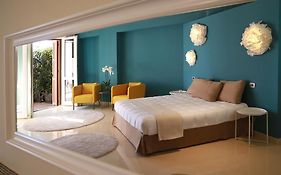 Velvet Rooms